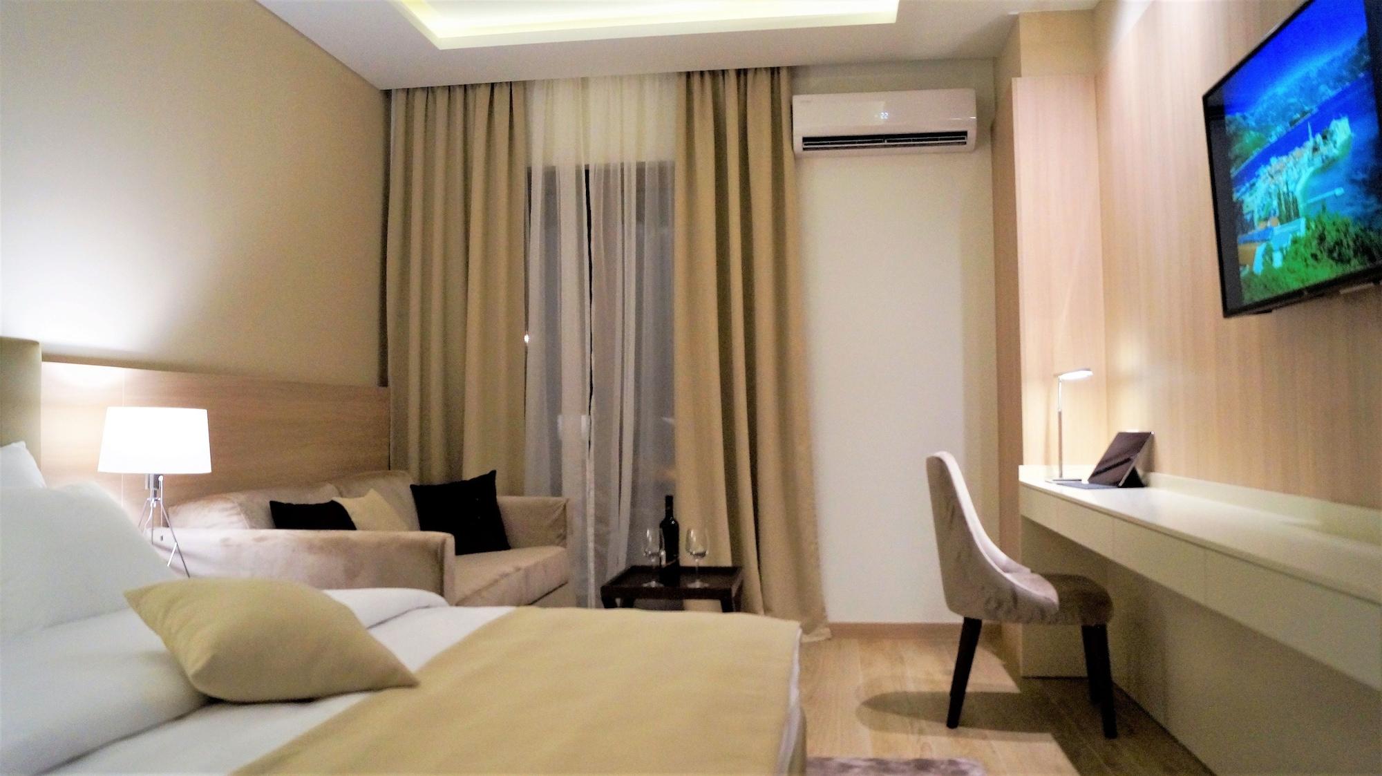 Hotel Villa Gracia Budva Exteriör bild